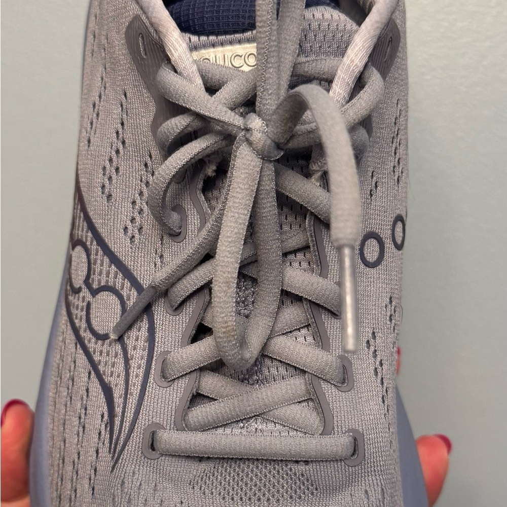 Women’s Saucony Hurricane 25 - Picture 9 of 14